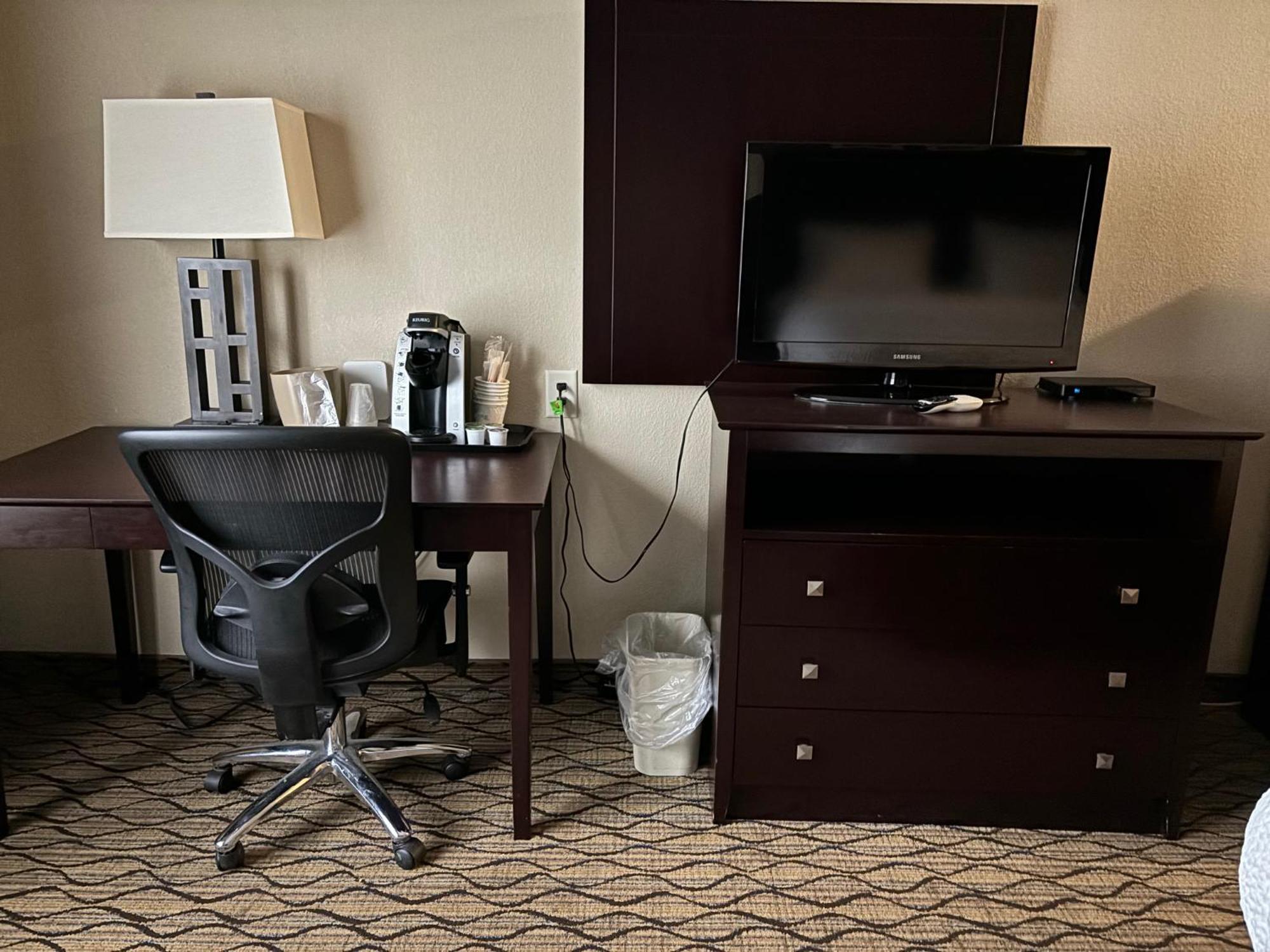 Holiday Inn Express Belle Vernon Eksteriør billede
