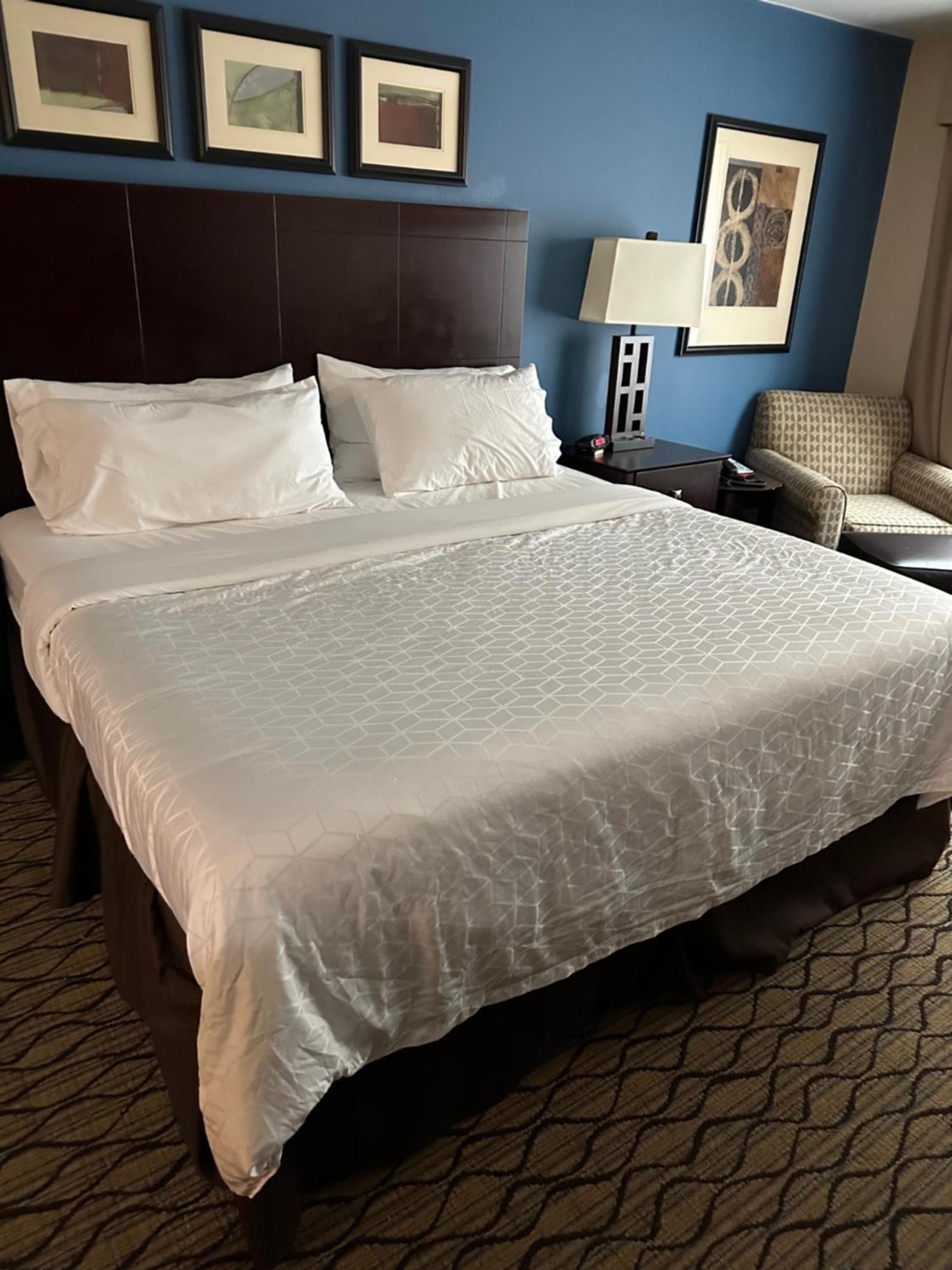 Holiday Inn Express Belle Vernon Eksteriør billede